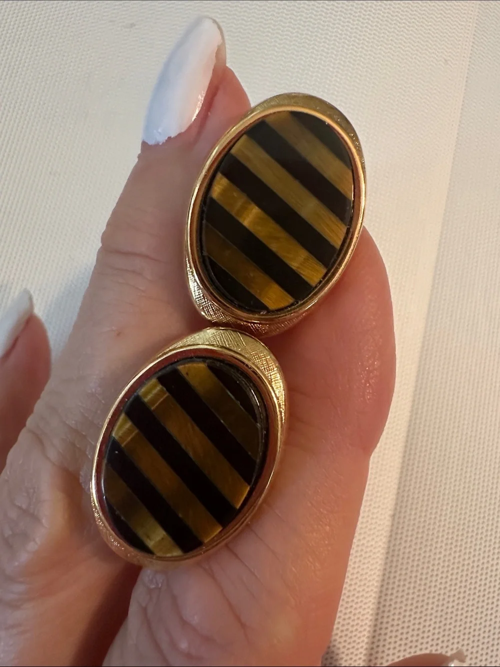 Vintage Mid Century Gold-Tone Oval Cufflinks- Striped Black & Tiger Eye Stone